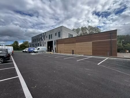 location bureaux 344 m² à 1 370 m²