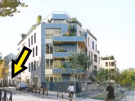 location commerce 160 m²