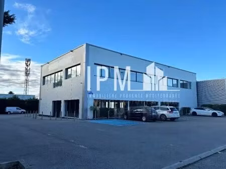 location commerce 380 m²