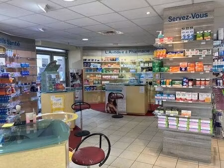 location commerce lyon 69007 141m²
