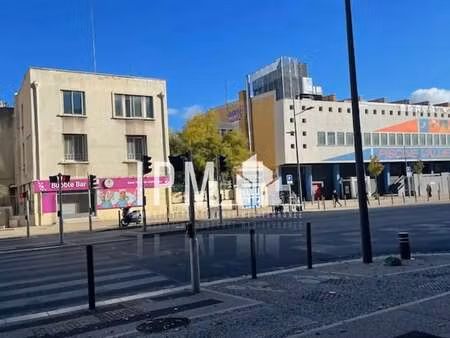 location commerce marseille 13004 114m²