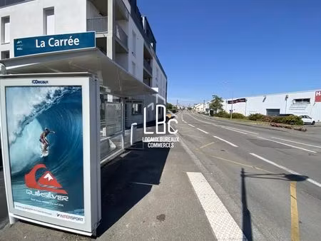 location commerce 73 m²