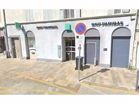 location commerce 140 m²