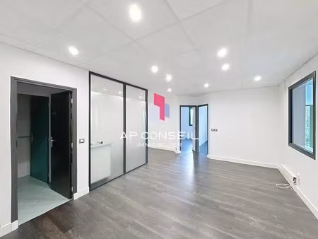 location bureaux 50 m²