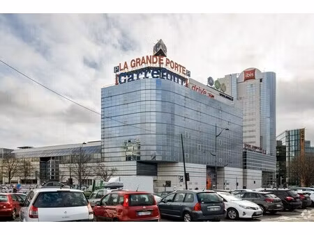 location bureaux 167 m² à 3 286 m²