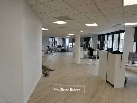 location bureaux 214 m²