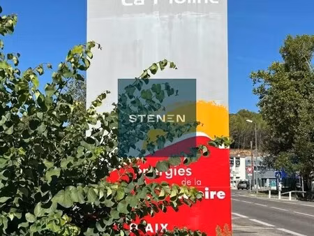 location commerce aix en provence 13290 149m²