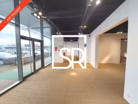 location bureaux 149m² à 694m²