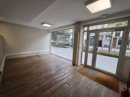 location commerce lille 59800 95m²