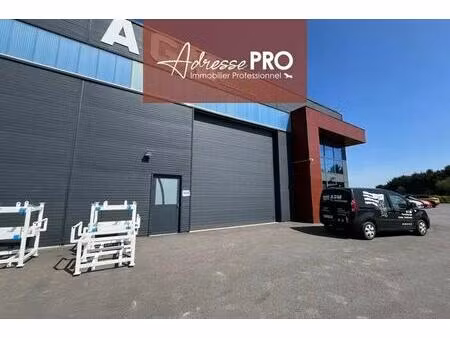location commerce plouguin 29830 957m²