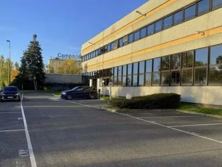 location bureaux 16 m² à 35 m²