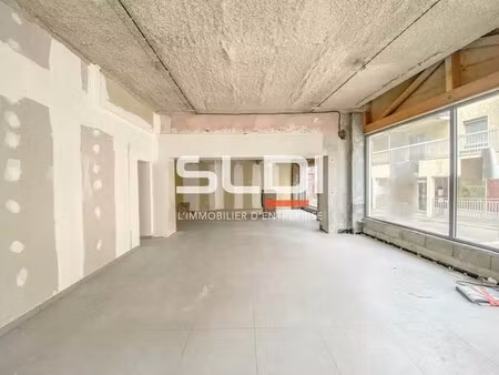 location commerce amberieu en bugey 01500 110m²
