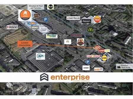 location commerce 470 m²