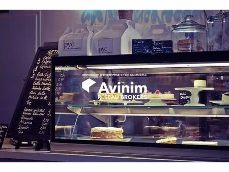 location commerce 65 m²