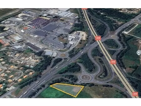 location commerce 440 m²