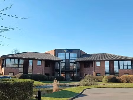 location bureaux 1 460 m²