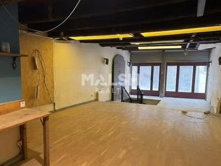 location commerce 115 m²