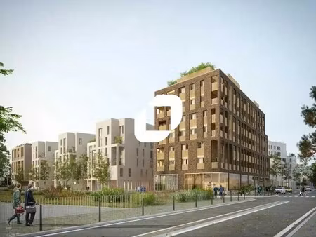 location commerce 600 m²