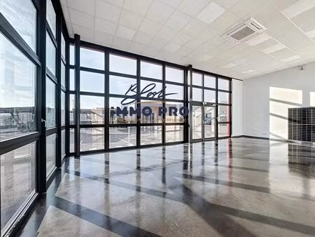 location commerce 265 m²