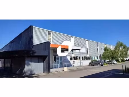 location commerce pessac 33600 746m²