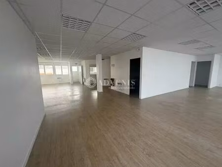 vente bureaux 156 m²
