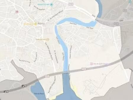 location commerce 160 m²