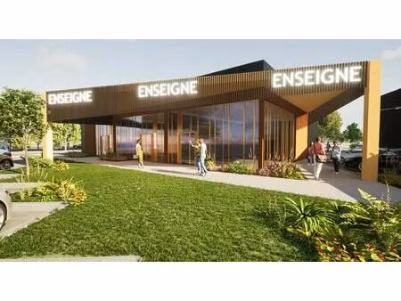 location commerce 135 m²