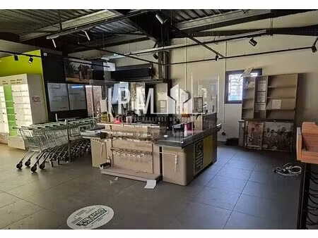 location commerce 463 m²