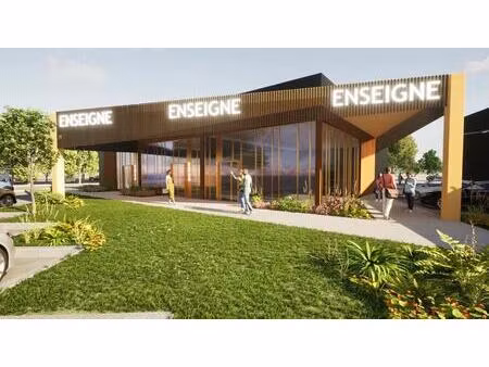 location commerce istres 13800 135m²