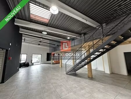 location commerce le pontet 84130 609m²