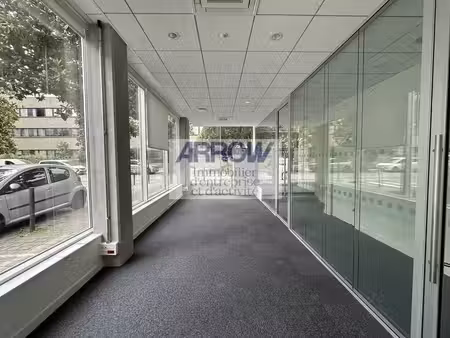 location bureaux nantes 44200 323m²