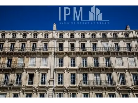 location commerce 230 m²