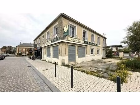 location commerce 110 m²