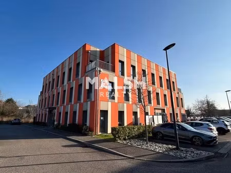 vente bureaux 68 m²