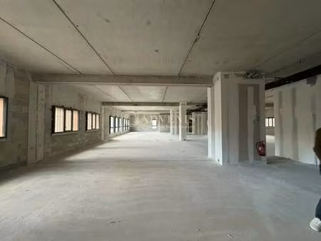 vente bureaux 99 m²