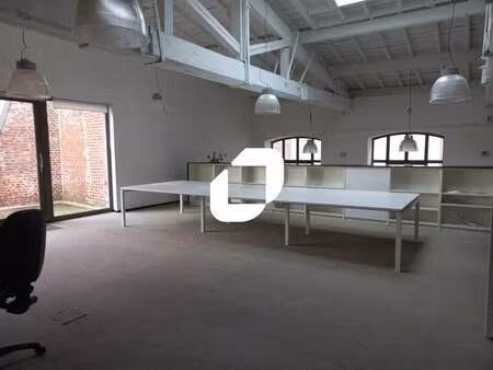 vente bureaux 140 m² à 683 m²