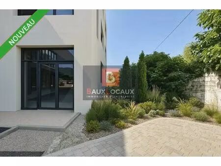 location commerce 130 m²