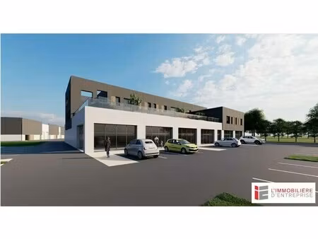 location commerce 365 m²