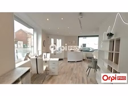 location commerce 30 m²