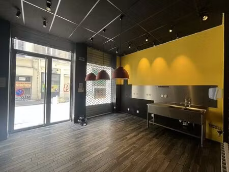 location commerce lyon 7 69007 26m²