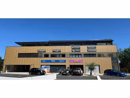 location commerce marseille 13013 249m²