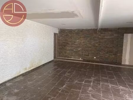 location commerce muret 31600 315m²