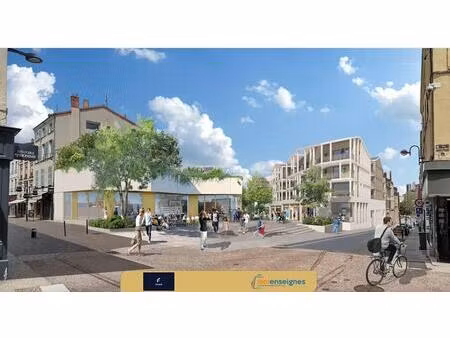 location commerce 90 m² à 1 100 m²