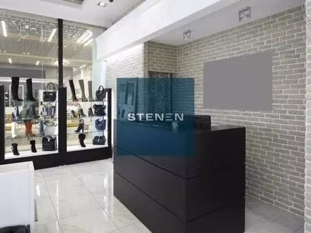 location commerce aix en provence 13080 150m²