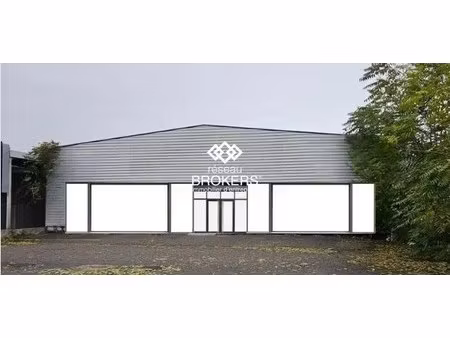 location commerce 642 m²