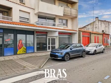 location commerce challans 85300 94m²