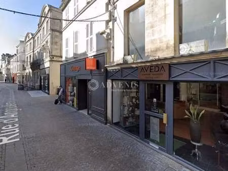location commerce 90 m²