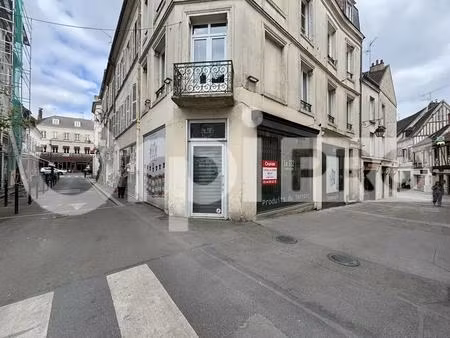 location commerce 90 m²
