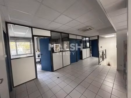 location commerce lyon 69006 110m²