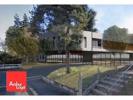 location commerce 176 m²